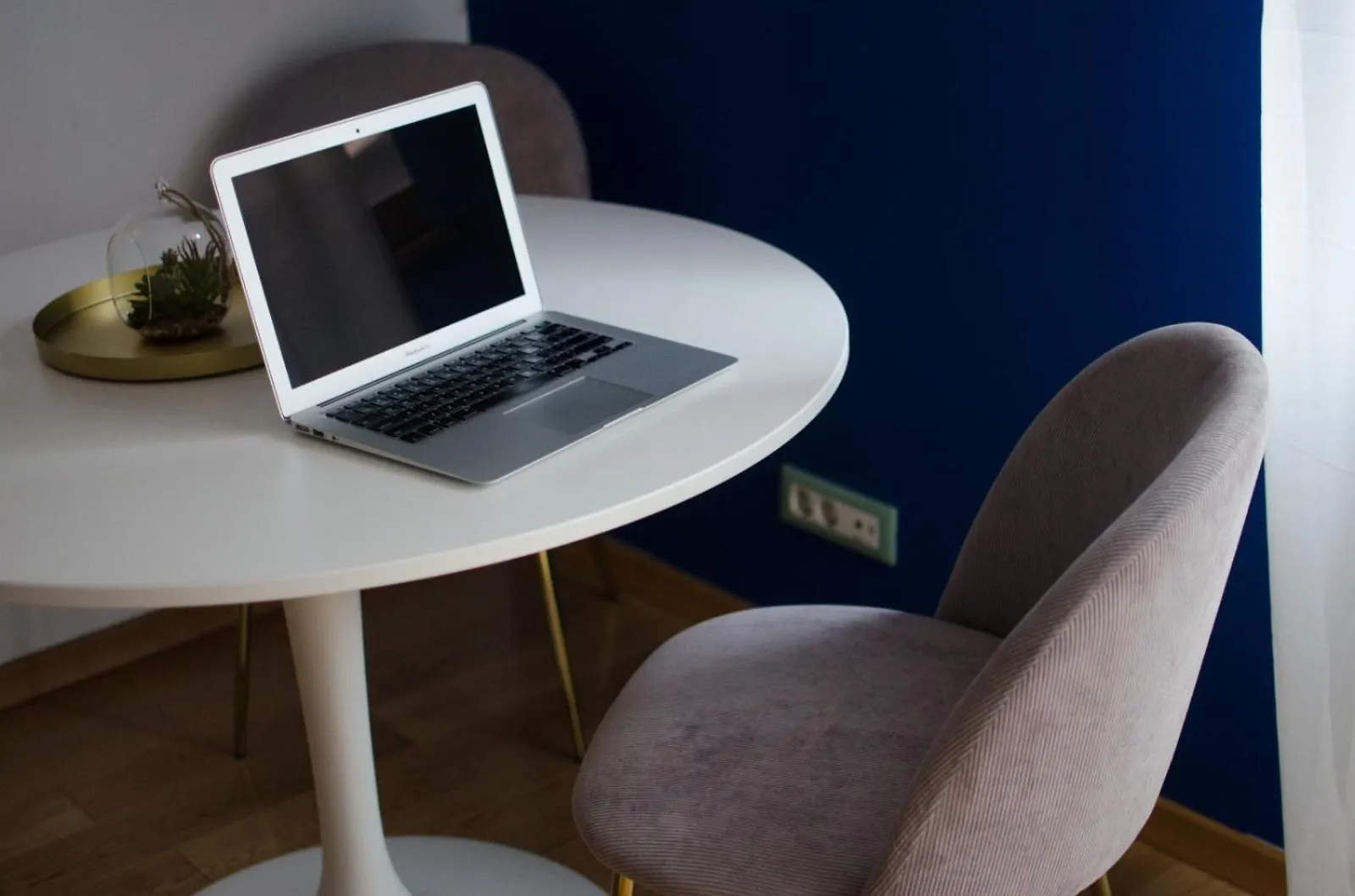 Moderna Cismigiu Park Apartment Bucharest